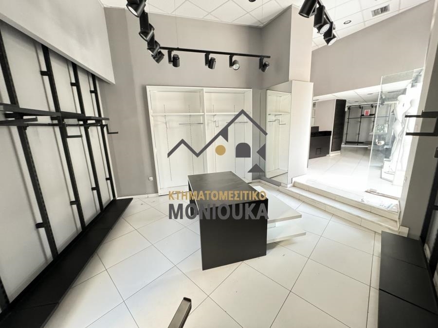 (zur Vermietung) Gewerbeimmobilien Geschäft || Chios/Chios - 167 m², 1.500€ 
