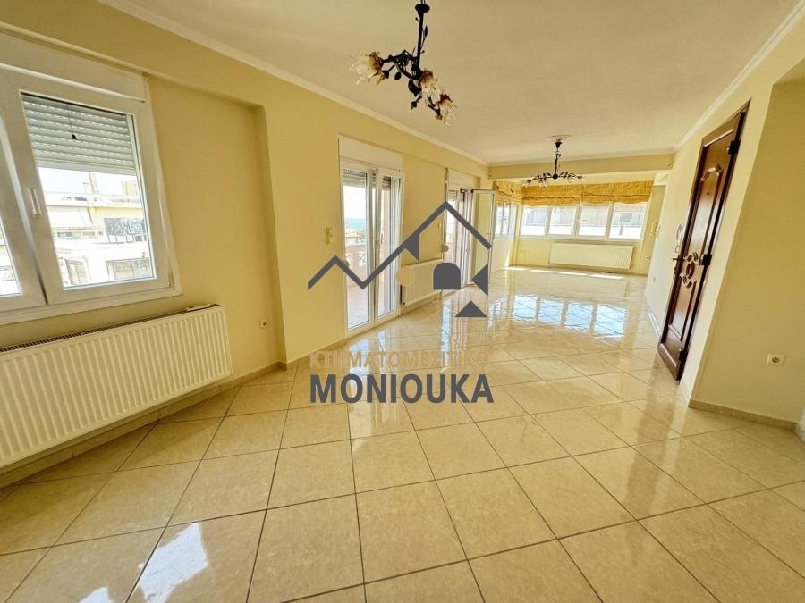 (zur Vermietung) Wohnung/Residenz Apartment/Wohnung || Chios/Chios - 110 m², 3 Schlafzimmer, 700€ 